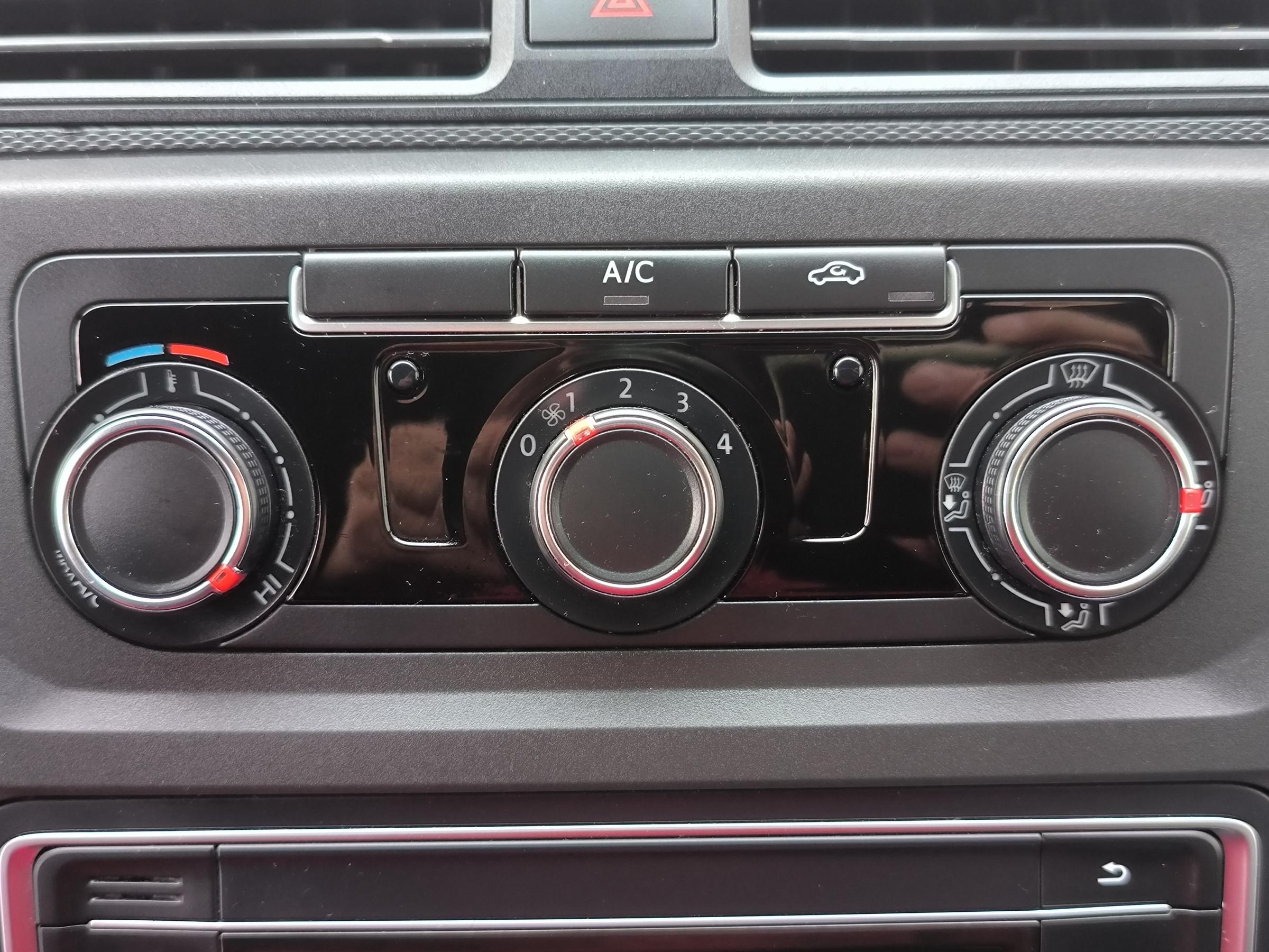 Volkswagen Caddy, 2020 - pohled č. 14