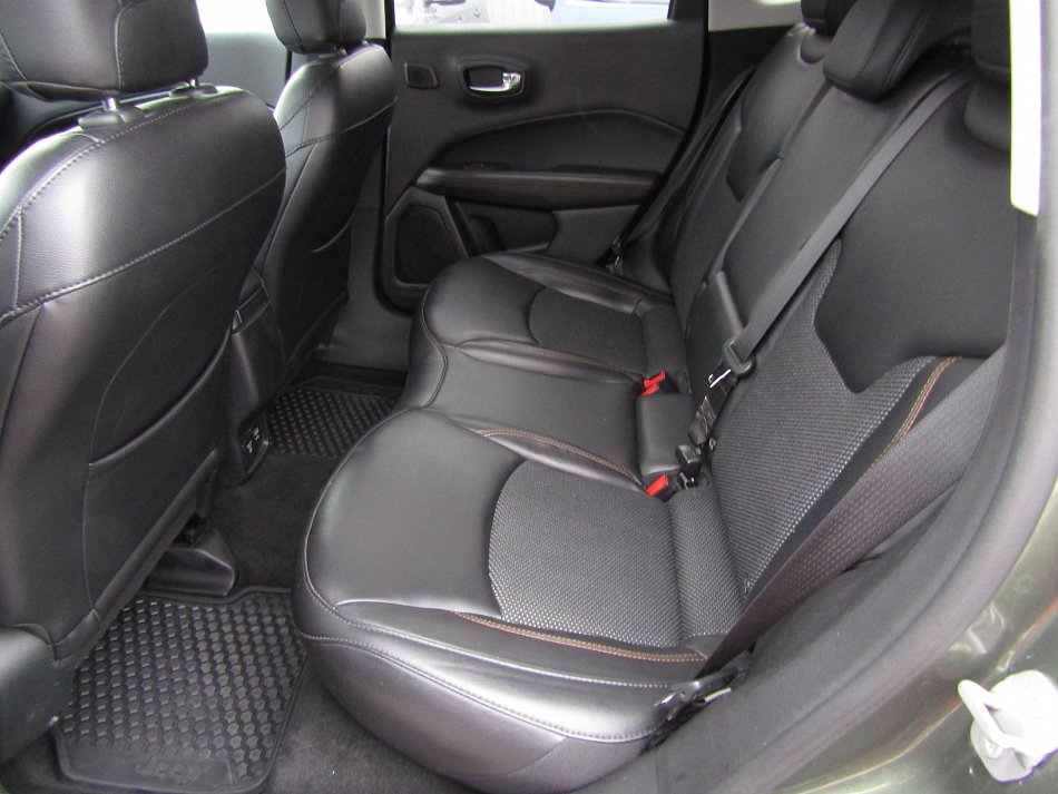 Jeep Compass 1.6M-Jet 