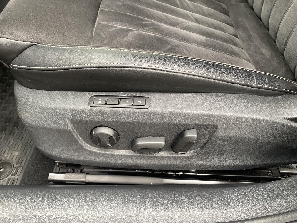 Škoda Superb III 2.0 TSi Style