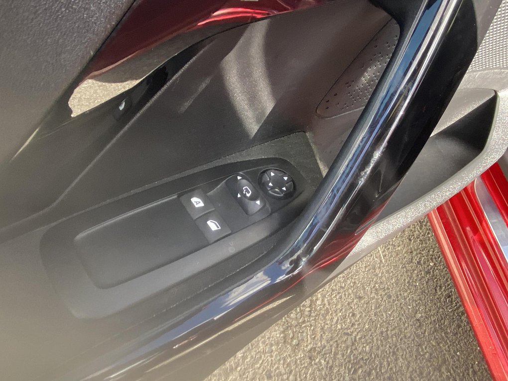 Peugeot 208 1.2 VTi Style