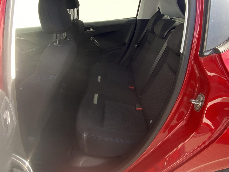 Peugeot 208 1.2 VTi Style