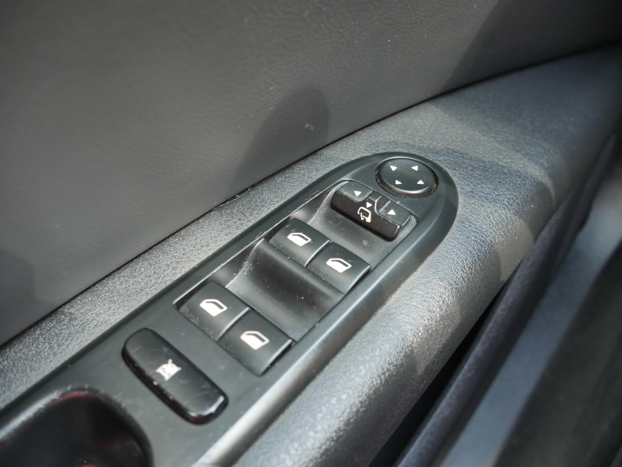 Peugeot 407, 2007 - pohled č. 14