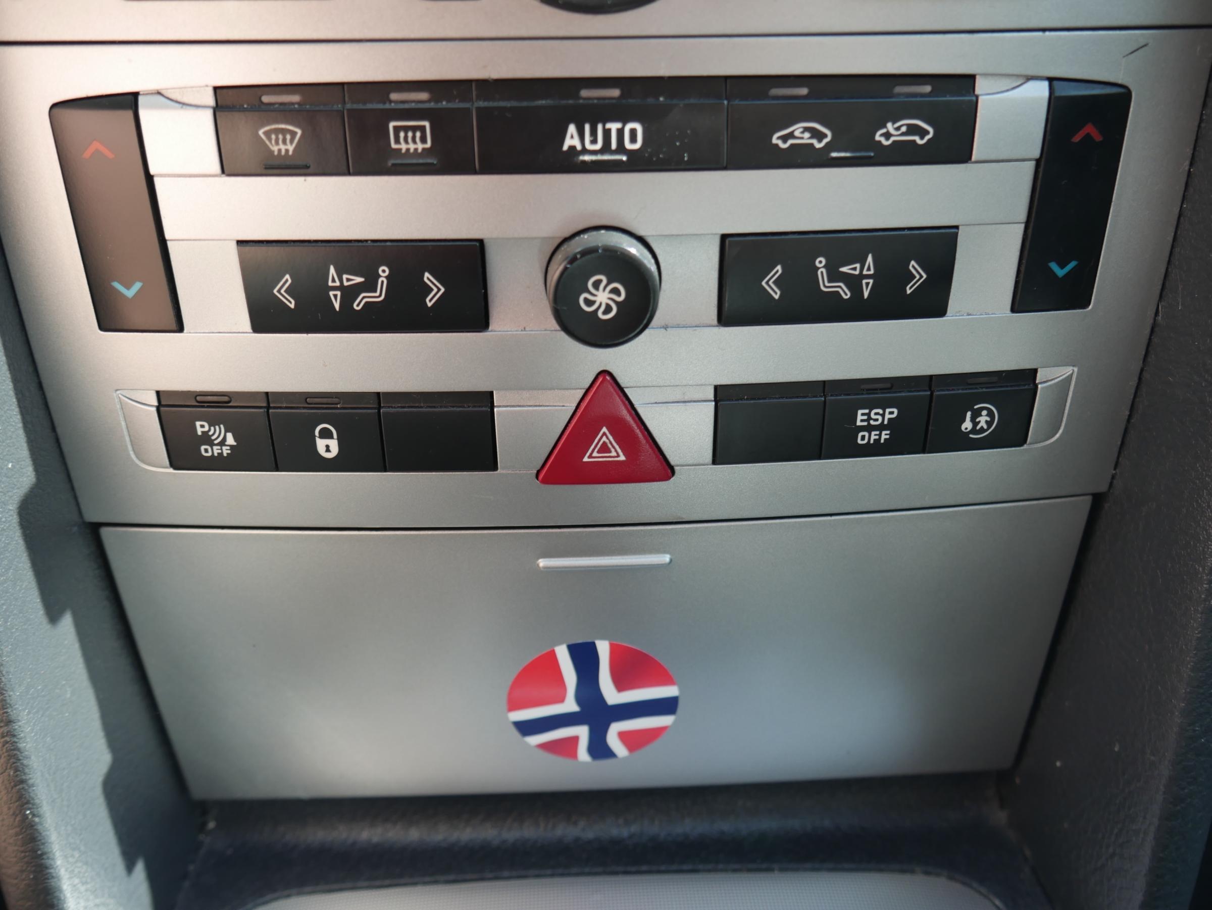 Peugeot 407, 2007 - pohled č. 18