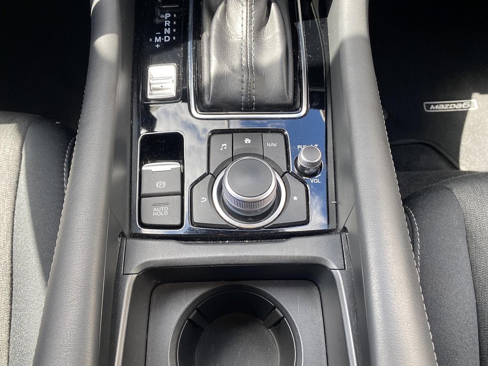 Mazda 6 2.5i 