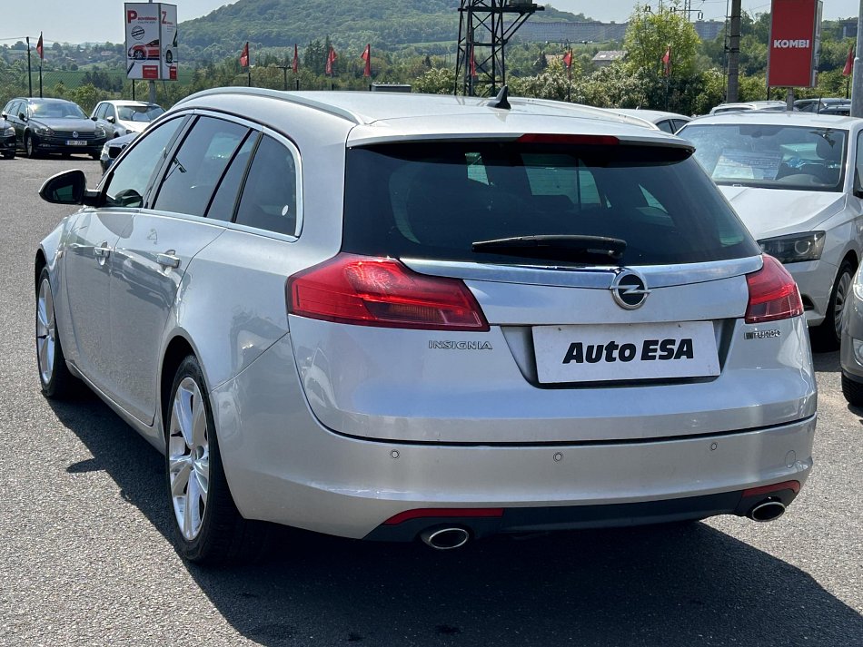 Opel Insignia 2.0CDTi 