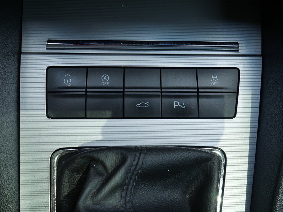 Škoda Octavia III 2.0TDi Elegance 4x4