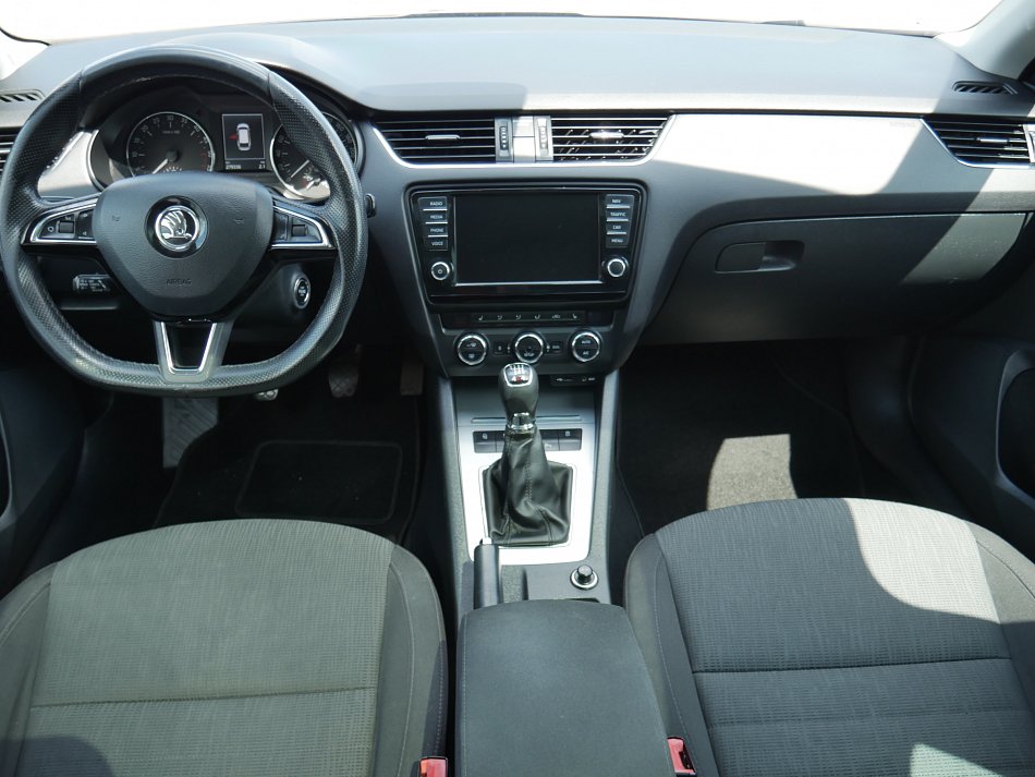 Škoda Octavia III 2.0TDi Elegance 4x4