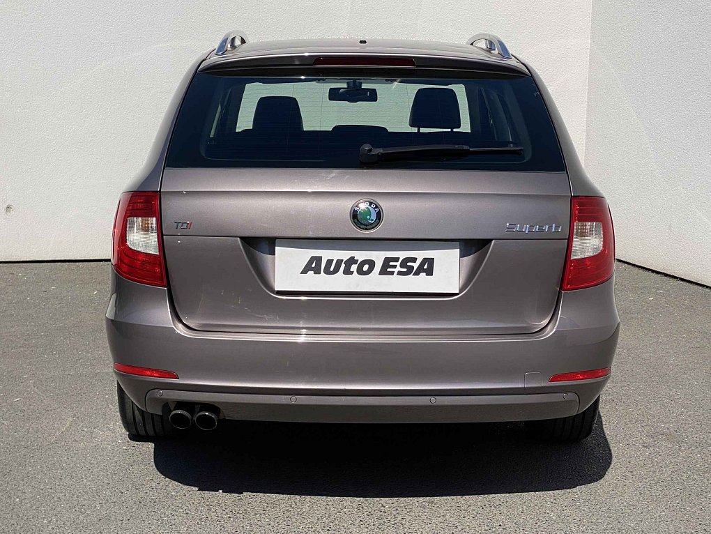 Škoda Superb II 2.0 TDi Elegance