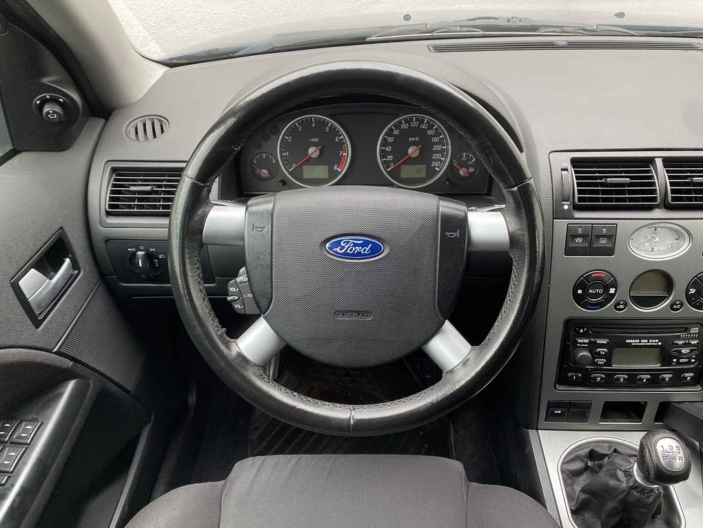 Ford Mondeo 2.0i 