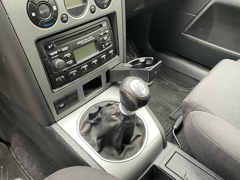 Ford Mondeo 2.0i 