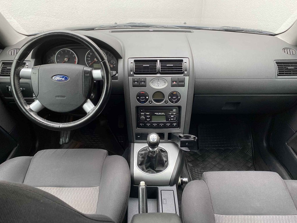 Ford Mondeo 2.0i 
