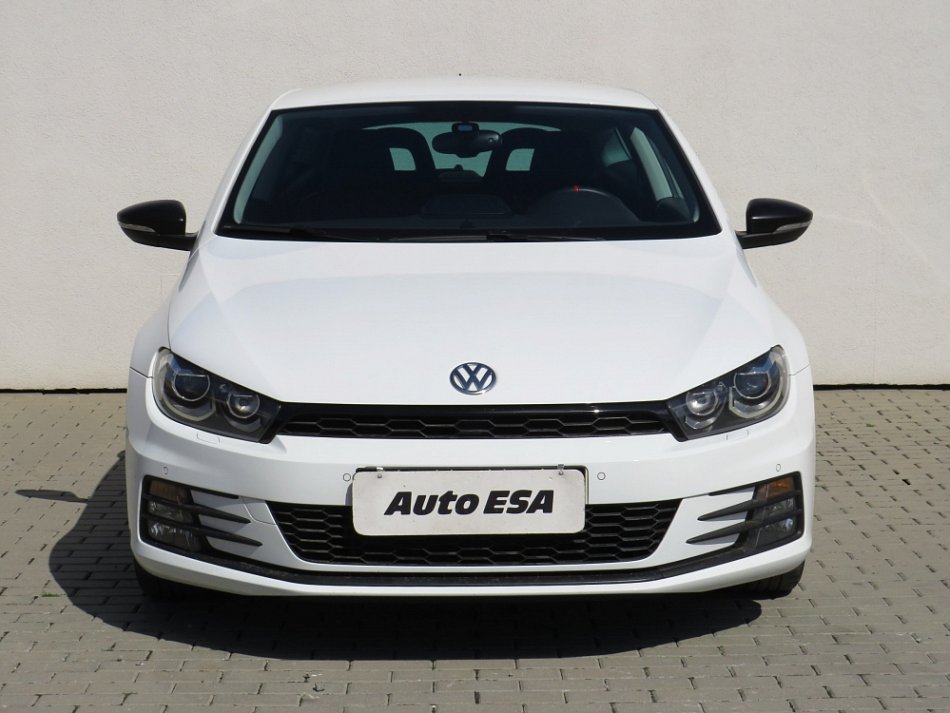 Volkswagen Scirocco 2.0 TSi 