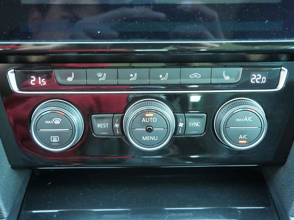 Volkswagen Passat 2.0TDi 