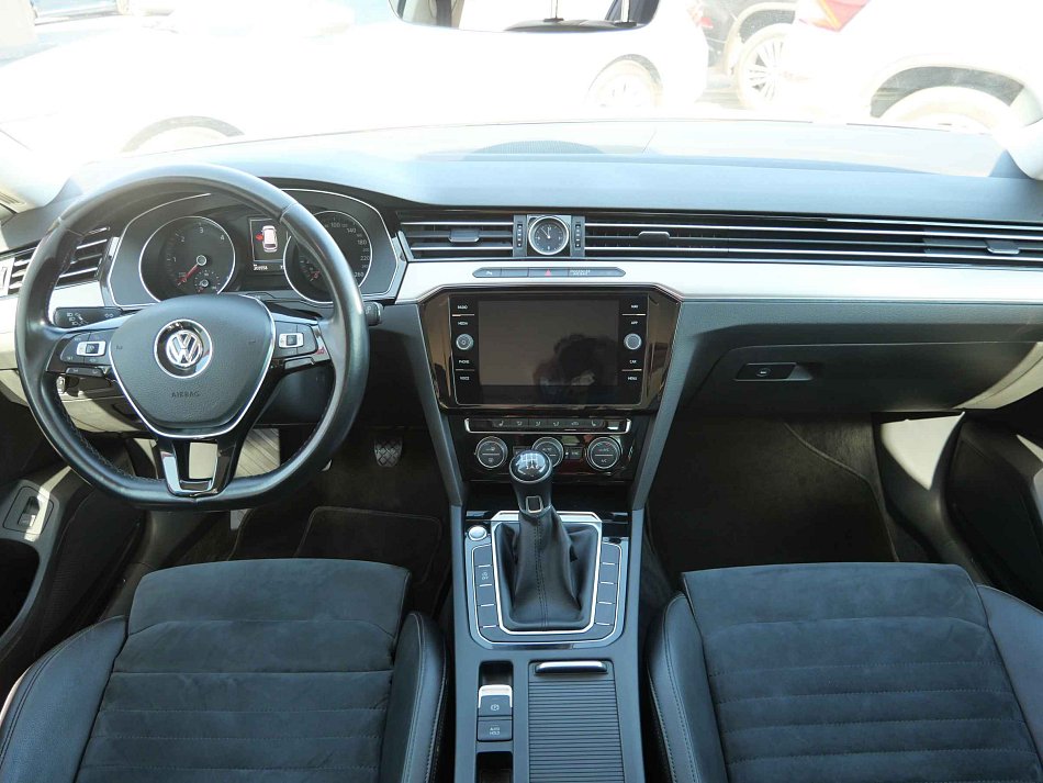 Volkswagen Passat 2.0TDi 