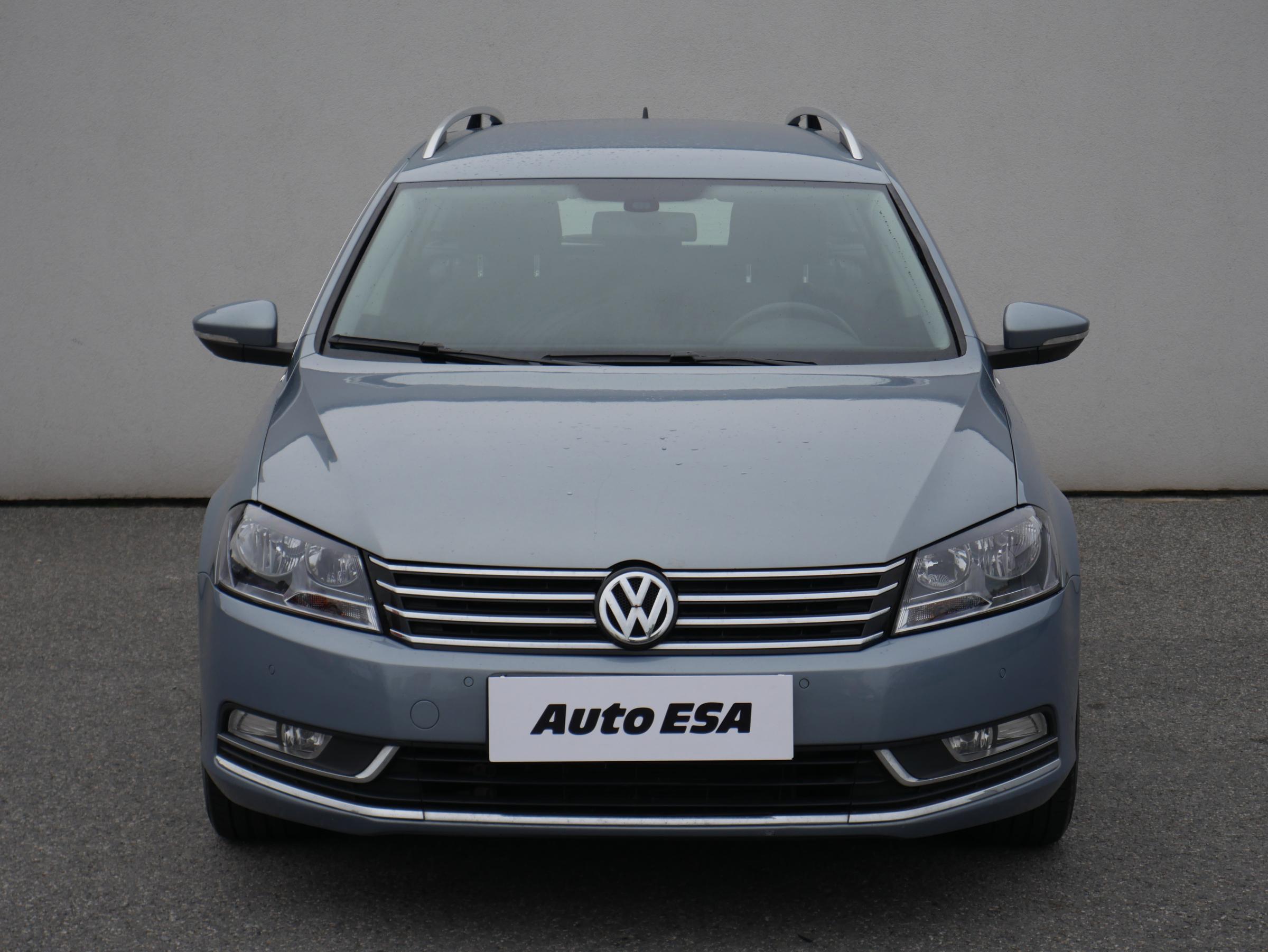 Volkswagen Passat, 2012 - pohled č. 2
