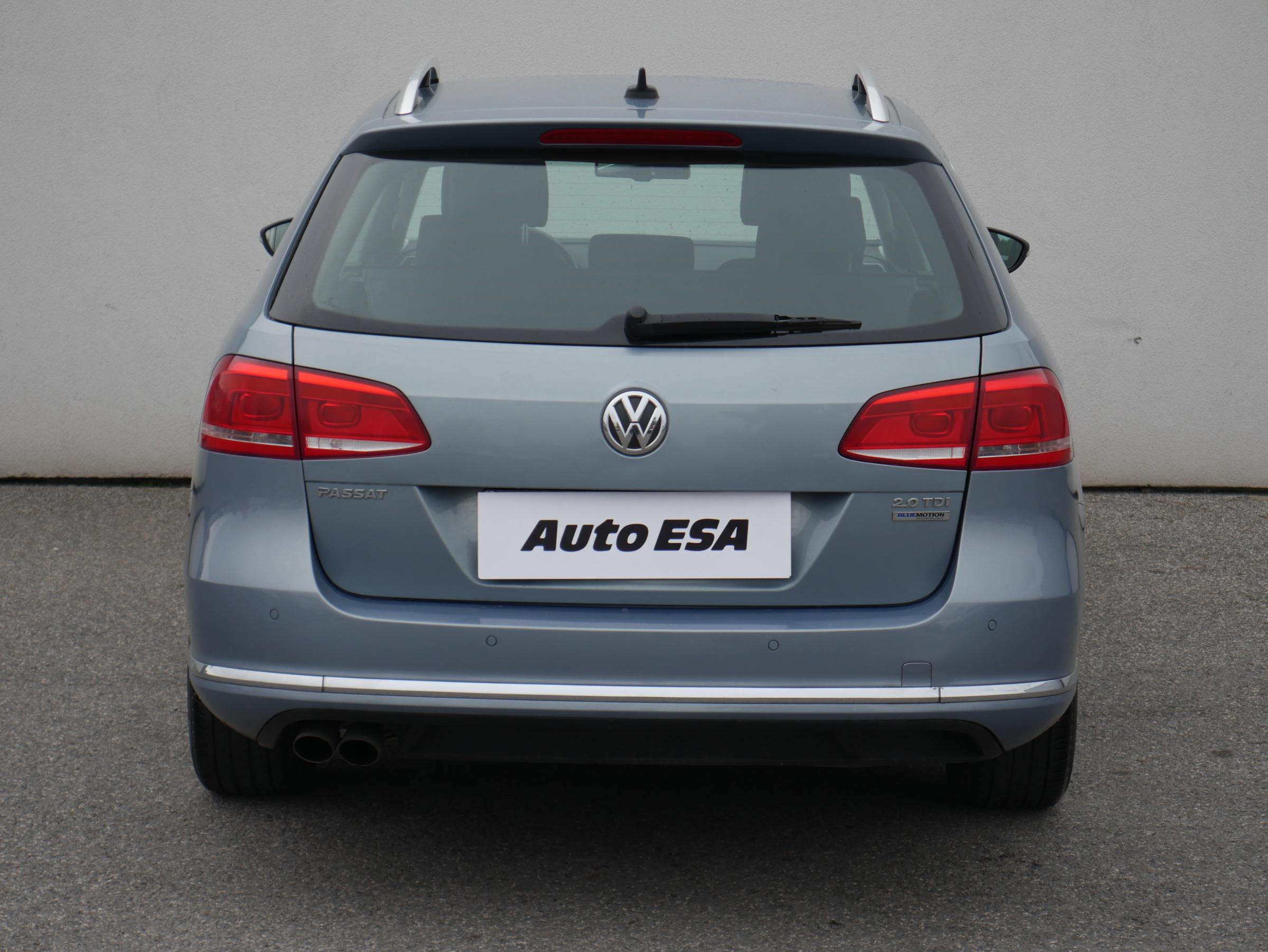 Volkswagen Passat, 2012 - pohled č. 5