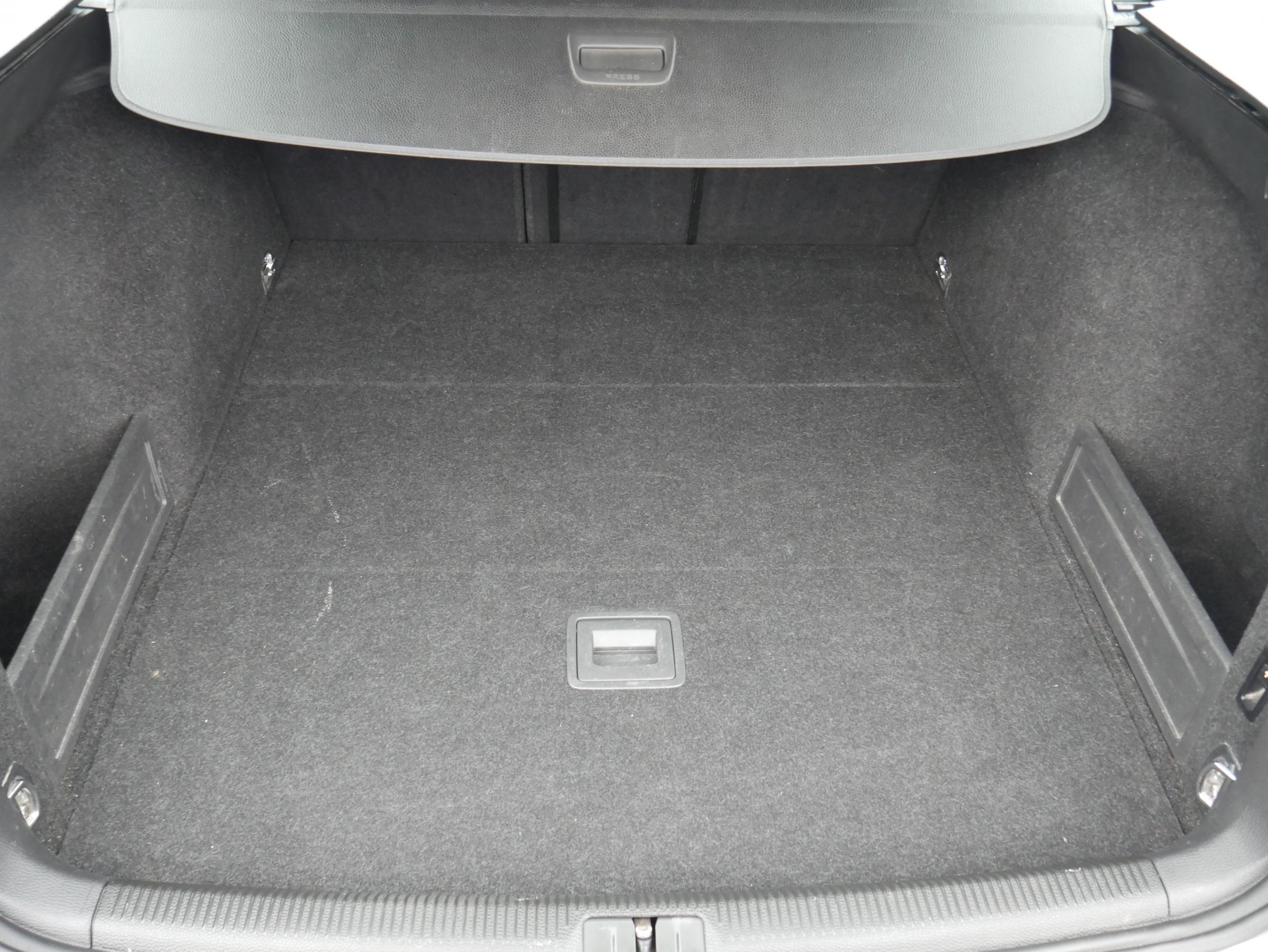 Volkswagen Passat, 2012 - pohled č. 7