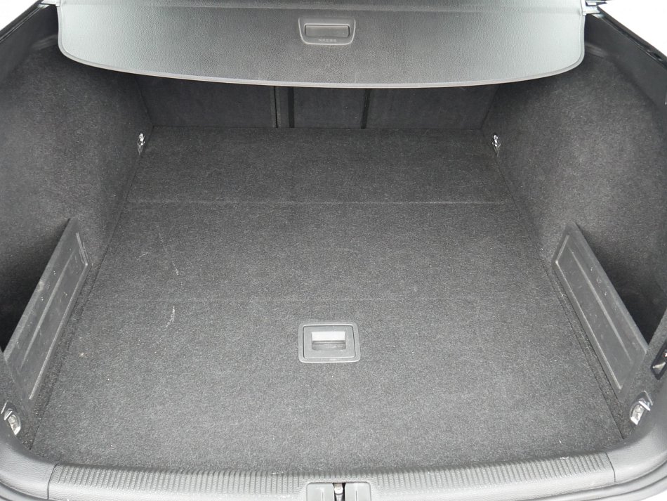 Volkswagen Passat 2.0 TDi 