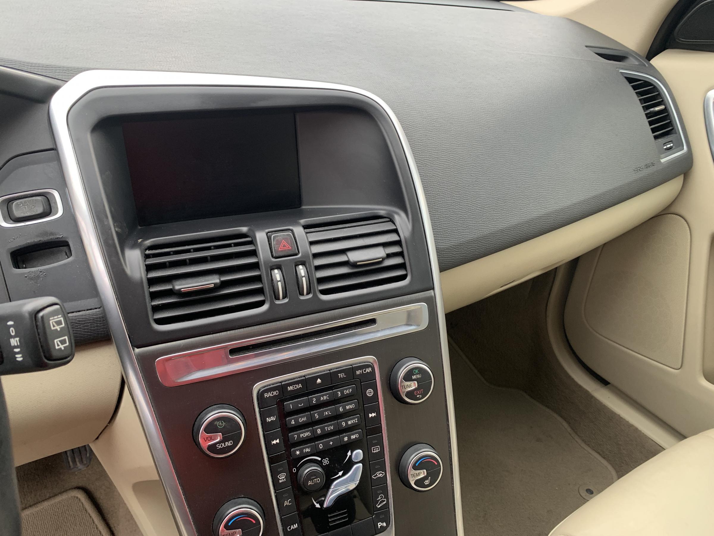 Volvo XC60, 2013 - pohled č. 14