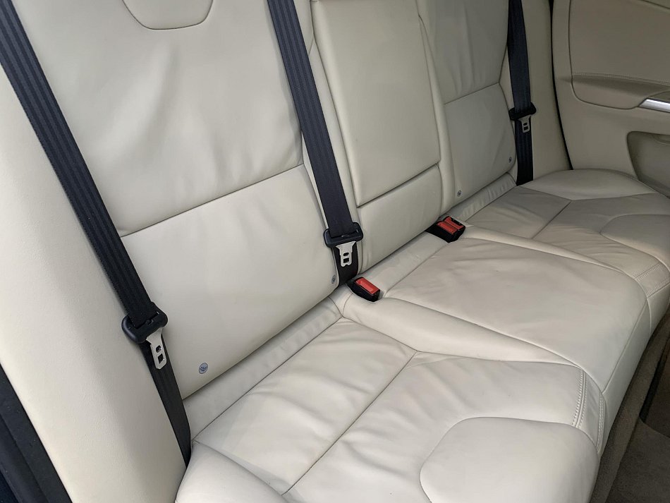 Volvo XC60 2.4 D4 Summum AWD