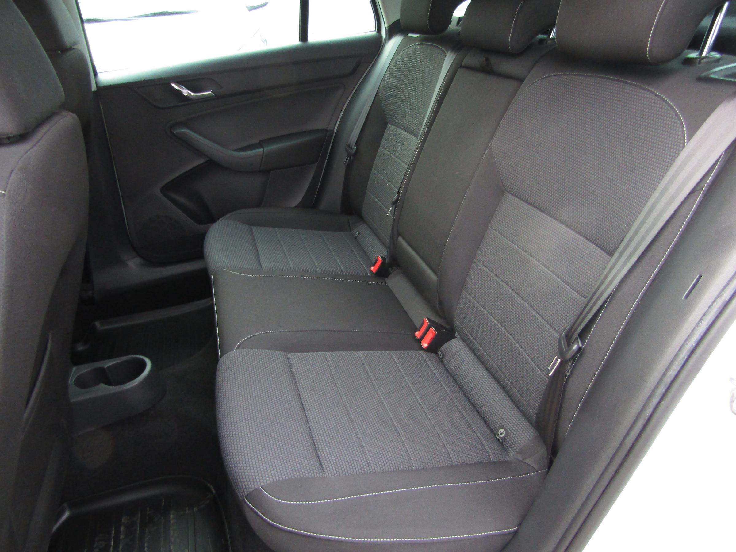 Škoda Rapid, 2016 - pohled č. 10