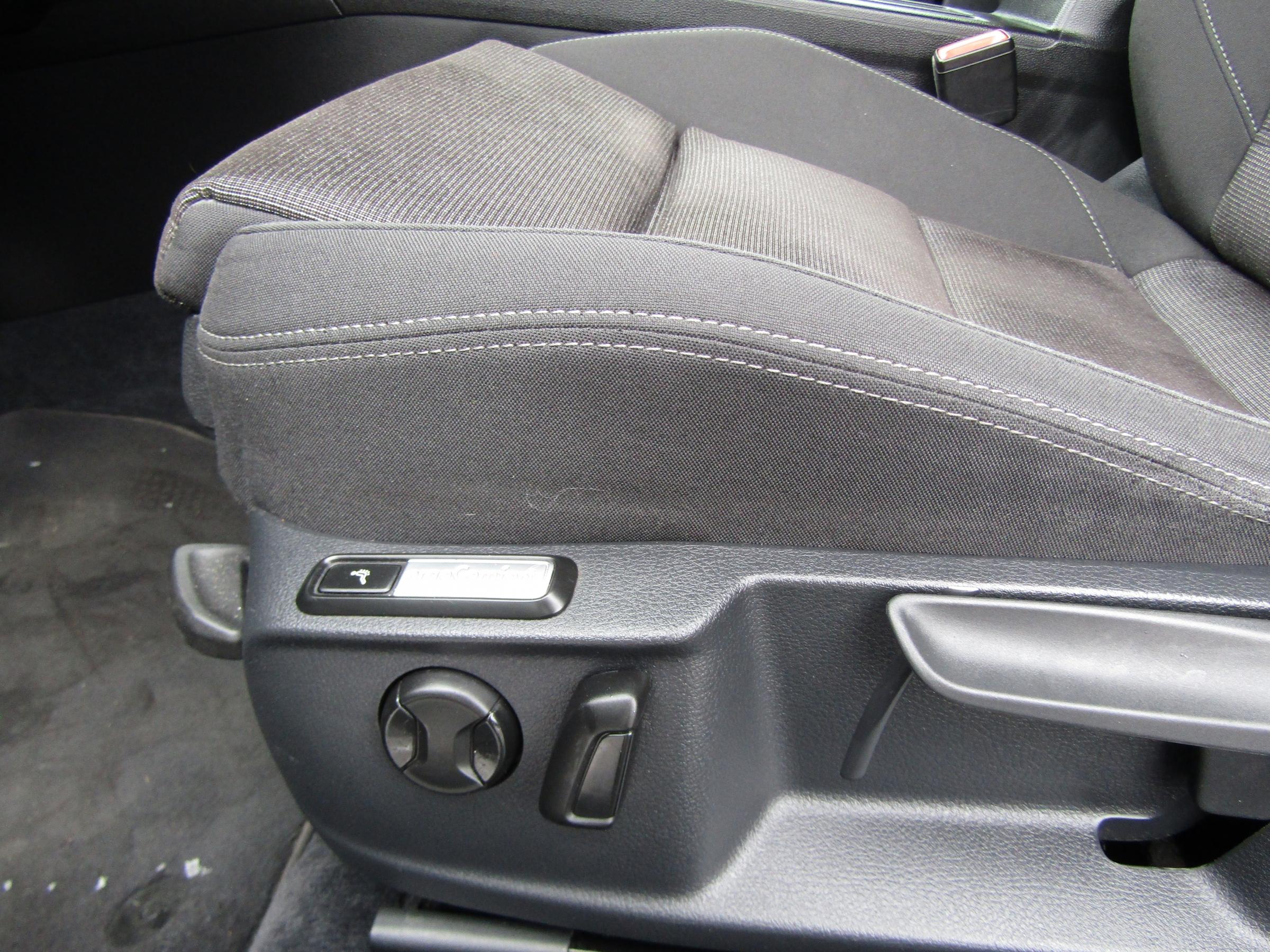 Volkswagen Passat, 2016 - pohled č. 11