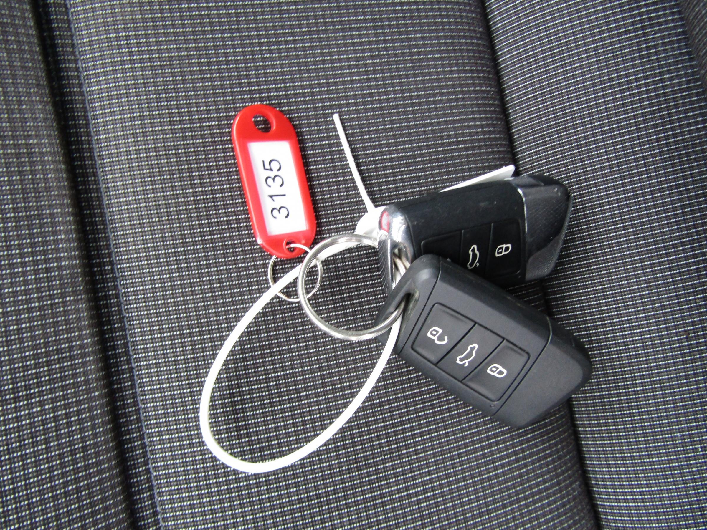 Volkswagen Passat, 2016 - pohled č. 21