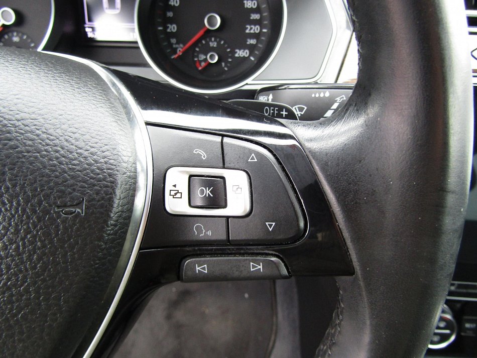 Volkswagen Passat 2.0 TDi 