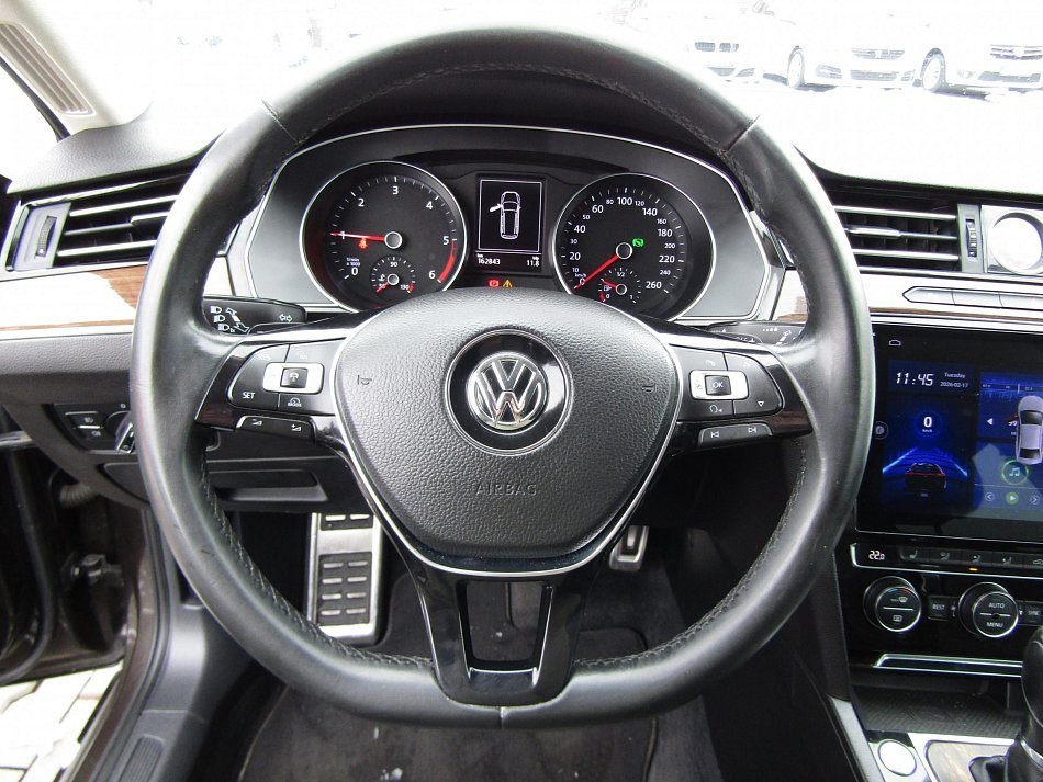 Volkswagen Passat 2.0 TDi 