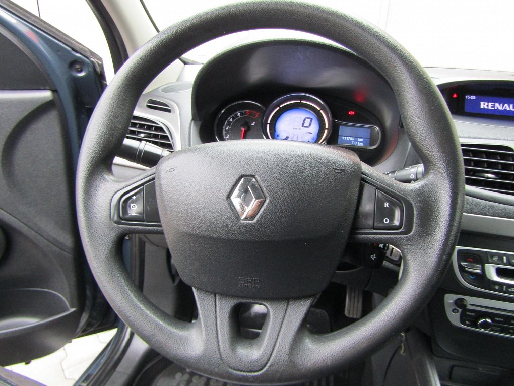 Renault Fluence 1.6 i 16V 