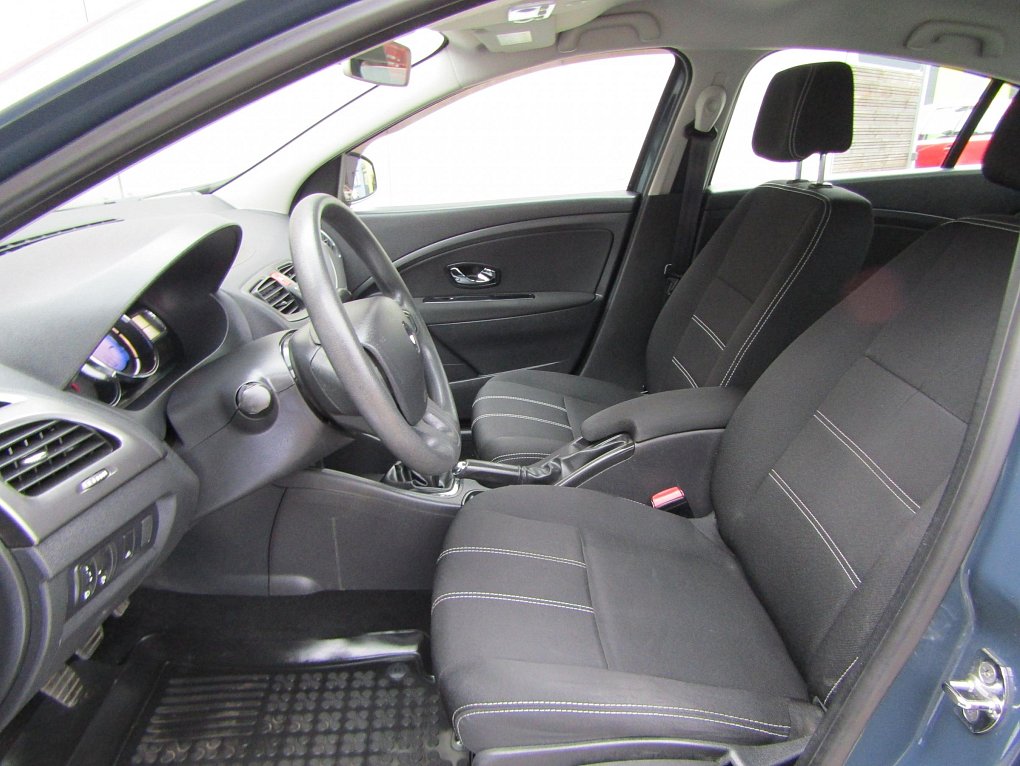 Renault Fluence 1.6 i 16V 