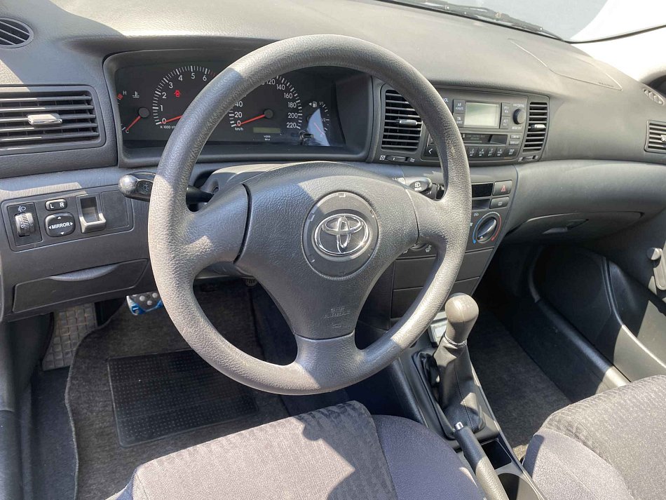 Toyota Corolla 1.4 VVT-i 