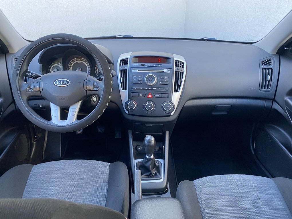 Kia Ceed 1.4i Spirit