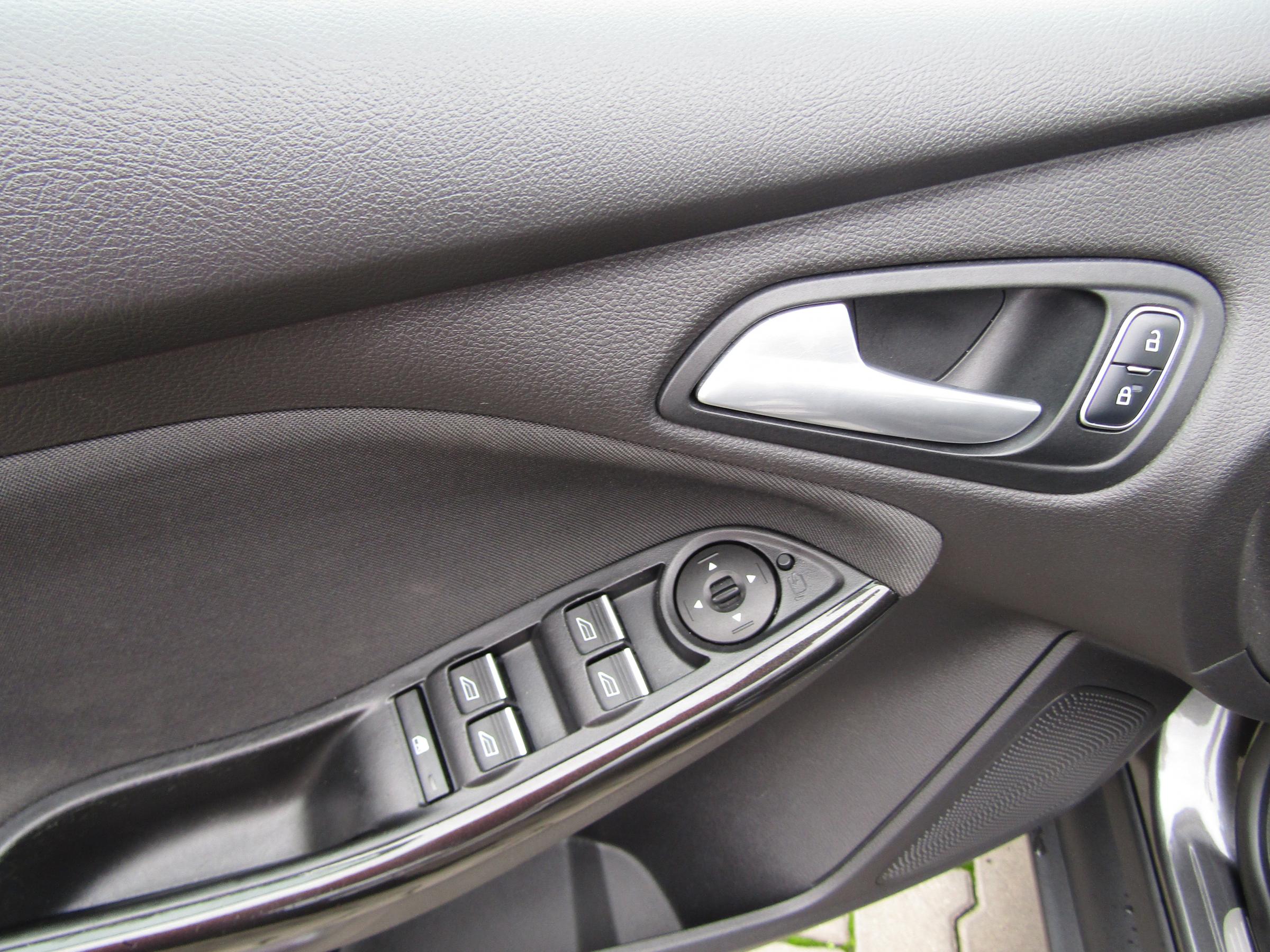 Ford Focus, 2015 - pohled č. 11