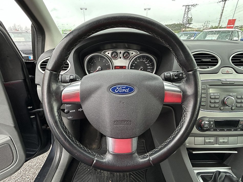 Ford Focus 1.6 16V 