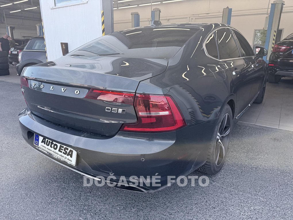 Volvo S90 2.0D  4x4