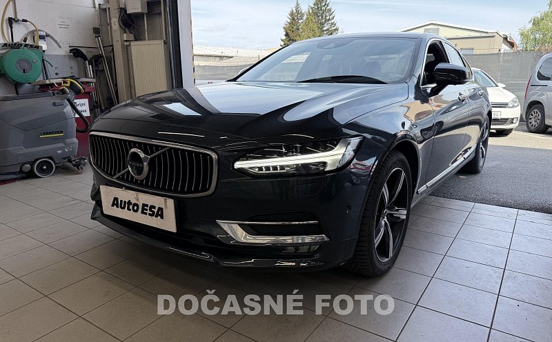 Volvo S90 2.0D  4x4
