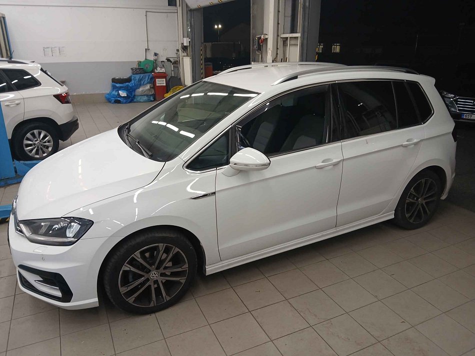 Volkswagen Sportsvan 1.4 TSi  R-line