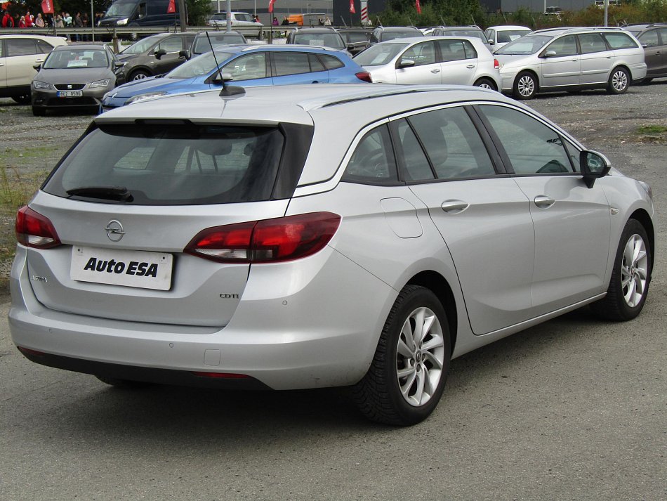 Opel Astra 1.6CDTi 
