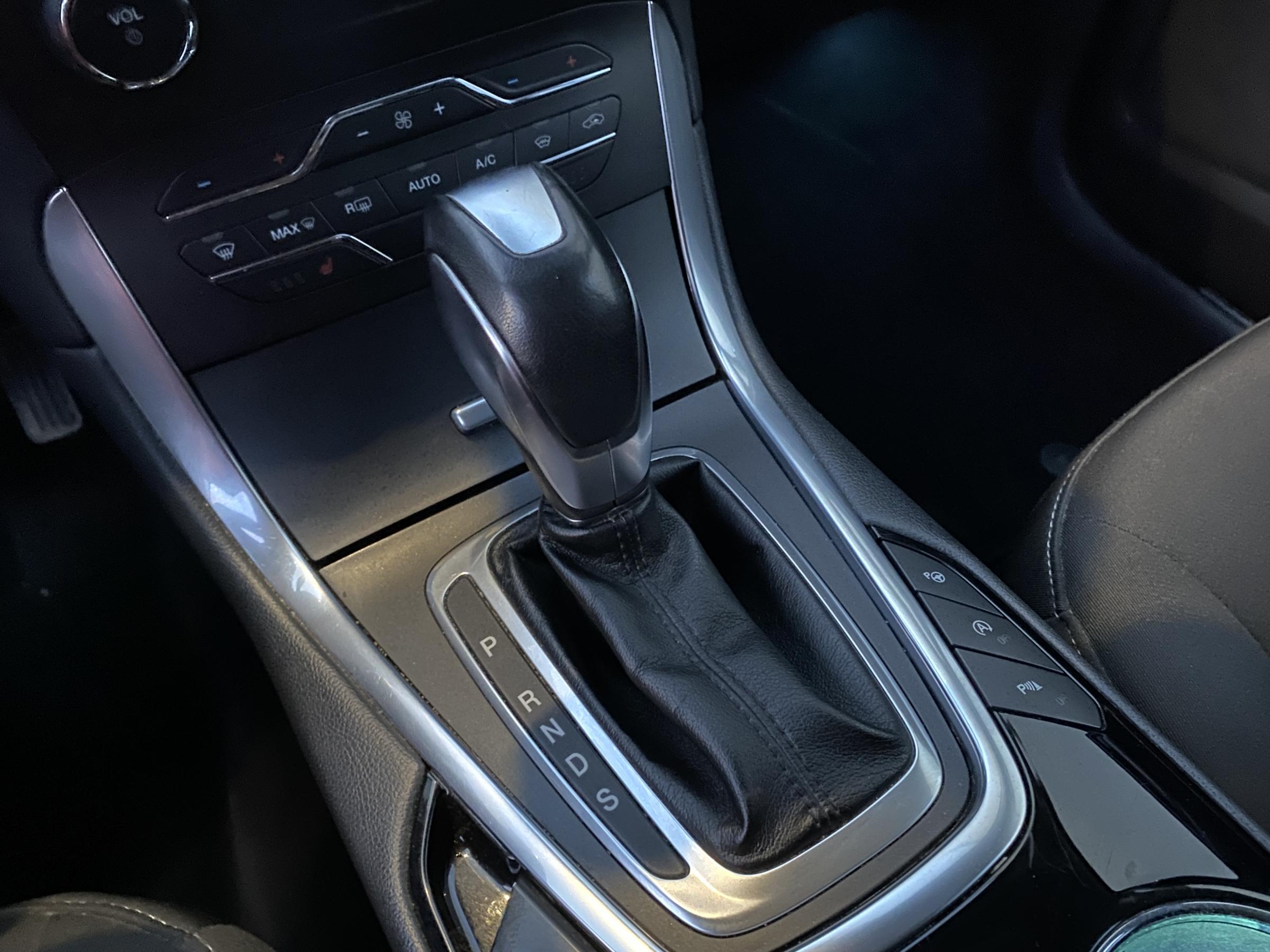 Ford Galaxy, 2016 - pohled č. 16