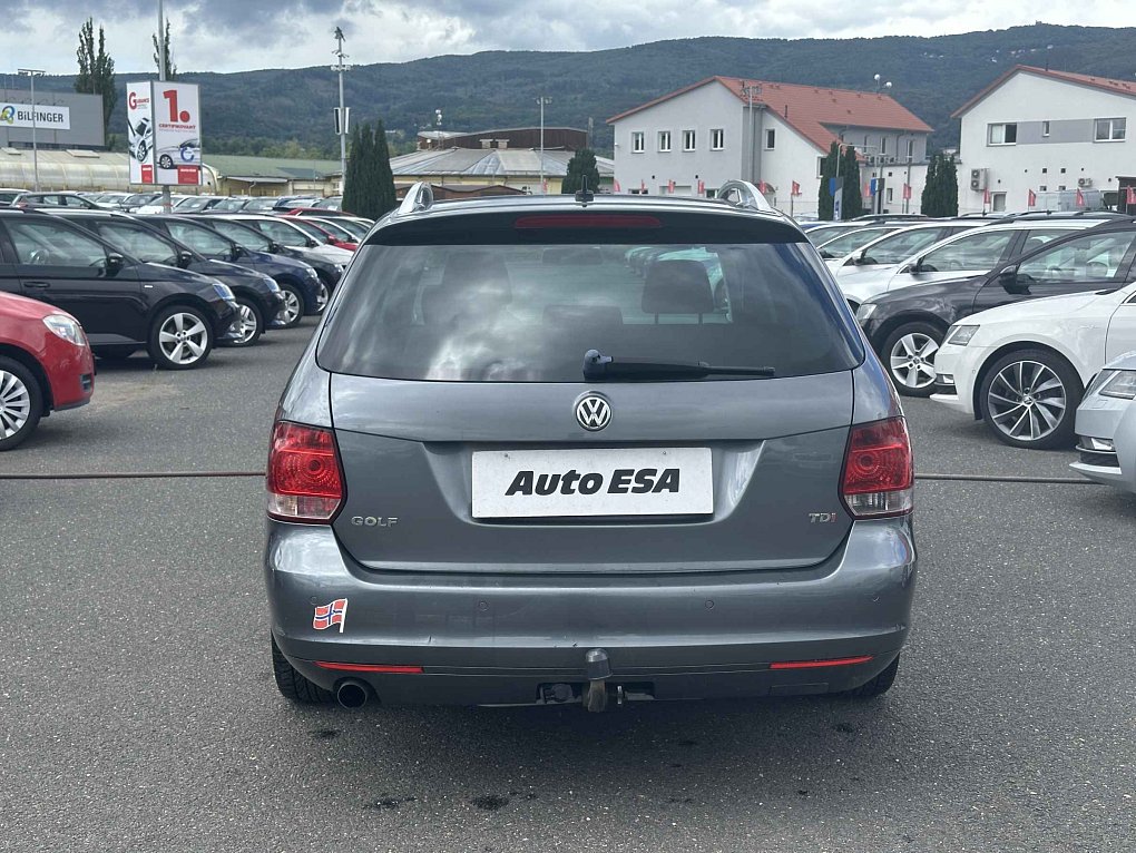 Volkswagen Golf 1.6 TDi 