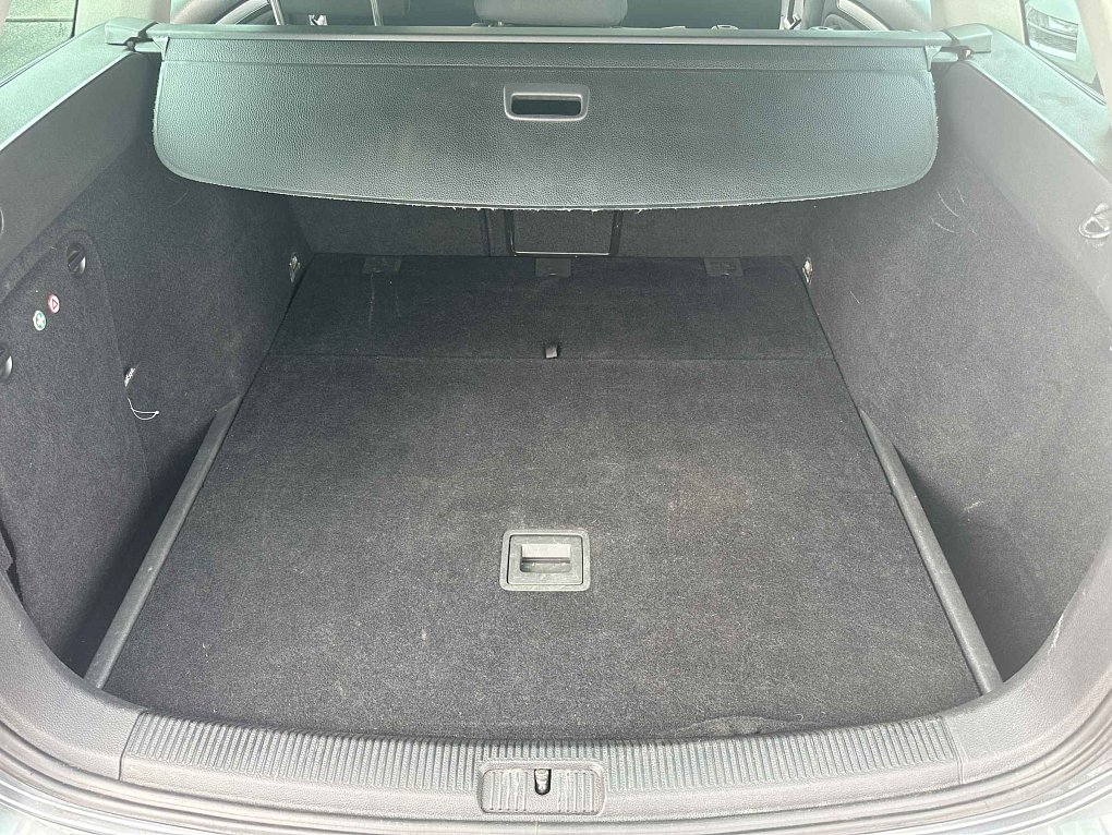 Volkswagen Golf 1.6 TDi 