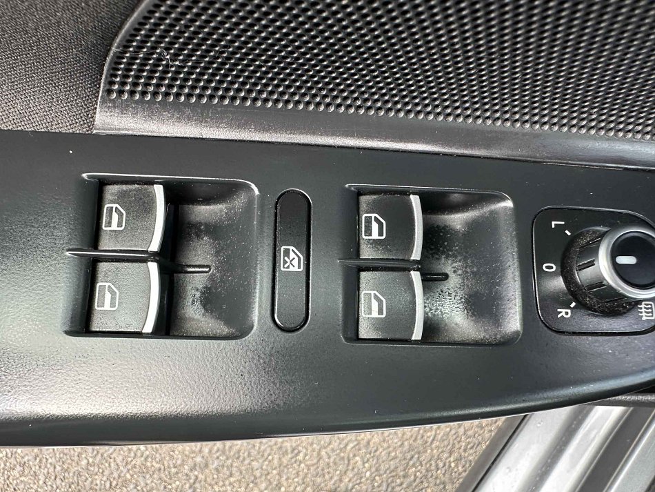 Volkswagen Golf 1.6 TDi 