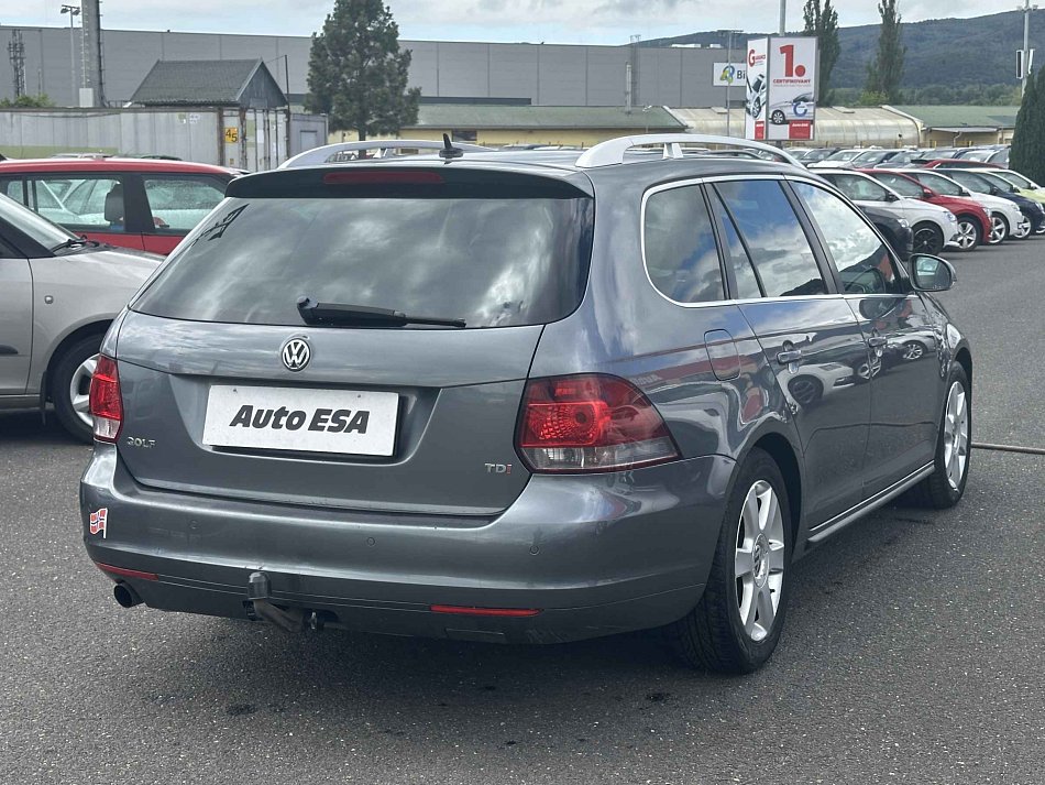 Volkswagen Golf 1.6 TDi 
