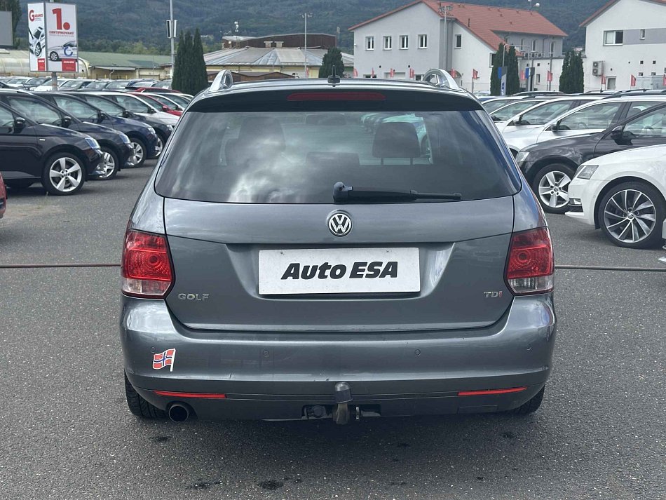 Volkswagen Golf 1.6 TDi 