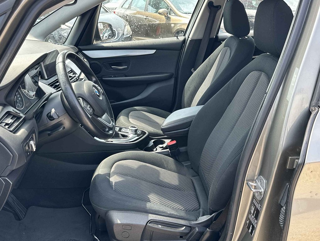 BMW Řada 2 1.5i 