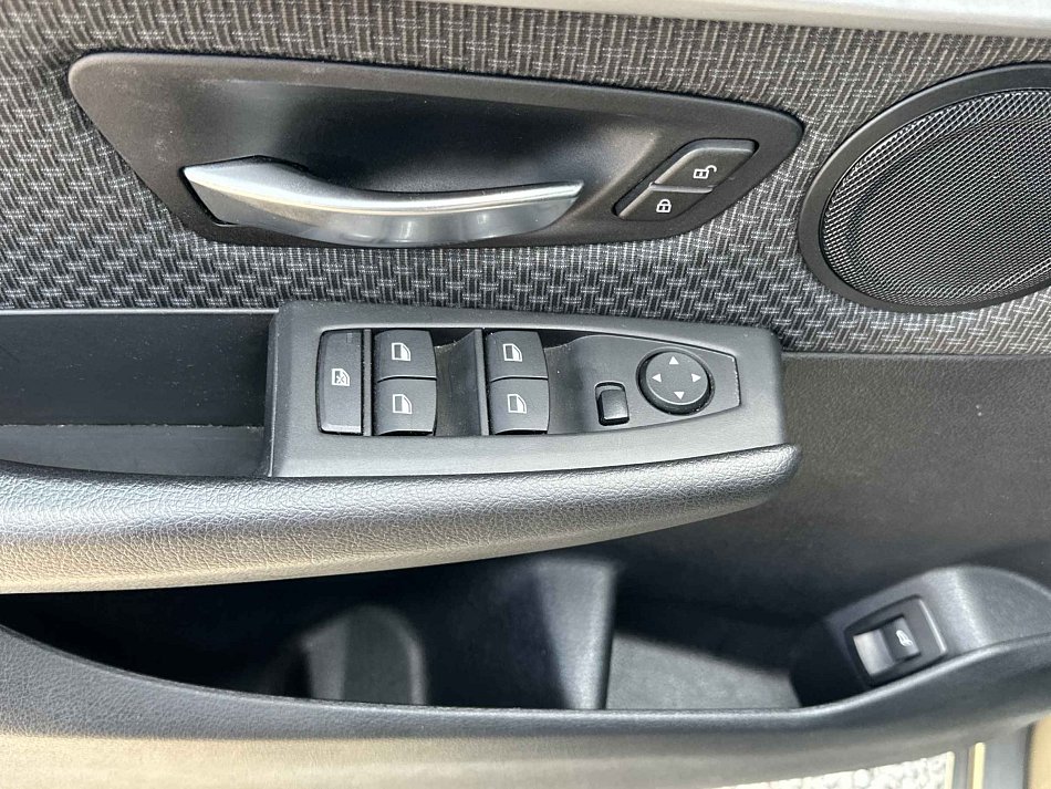 BMW Řada 2 1.5i 
