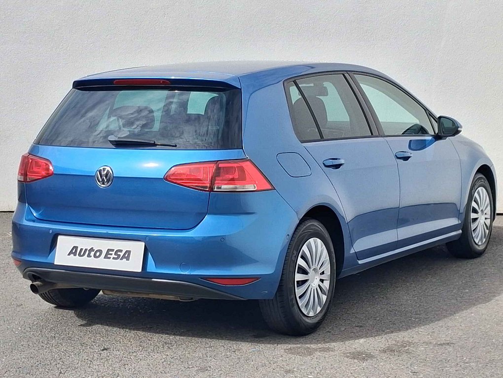 Volkswagen Golf 1.6 TDi 