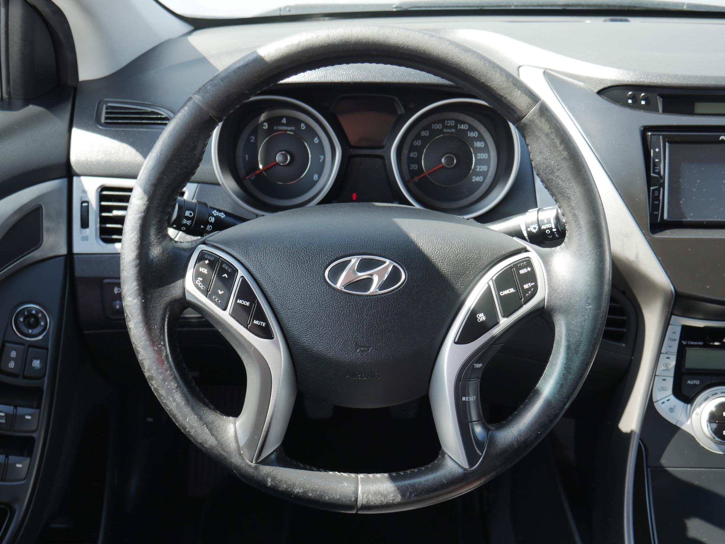 Hyundai Elantra, 2012 - pohled č. 11