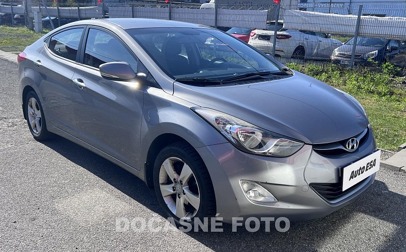 Hyundai Elantra 1.6i 